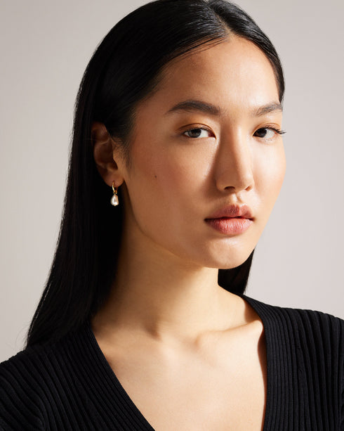 PERIAA-Jewellery-Pearly Chain Huggie Earring- Ted Baker Romania